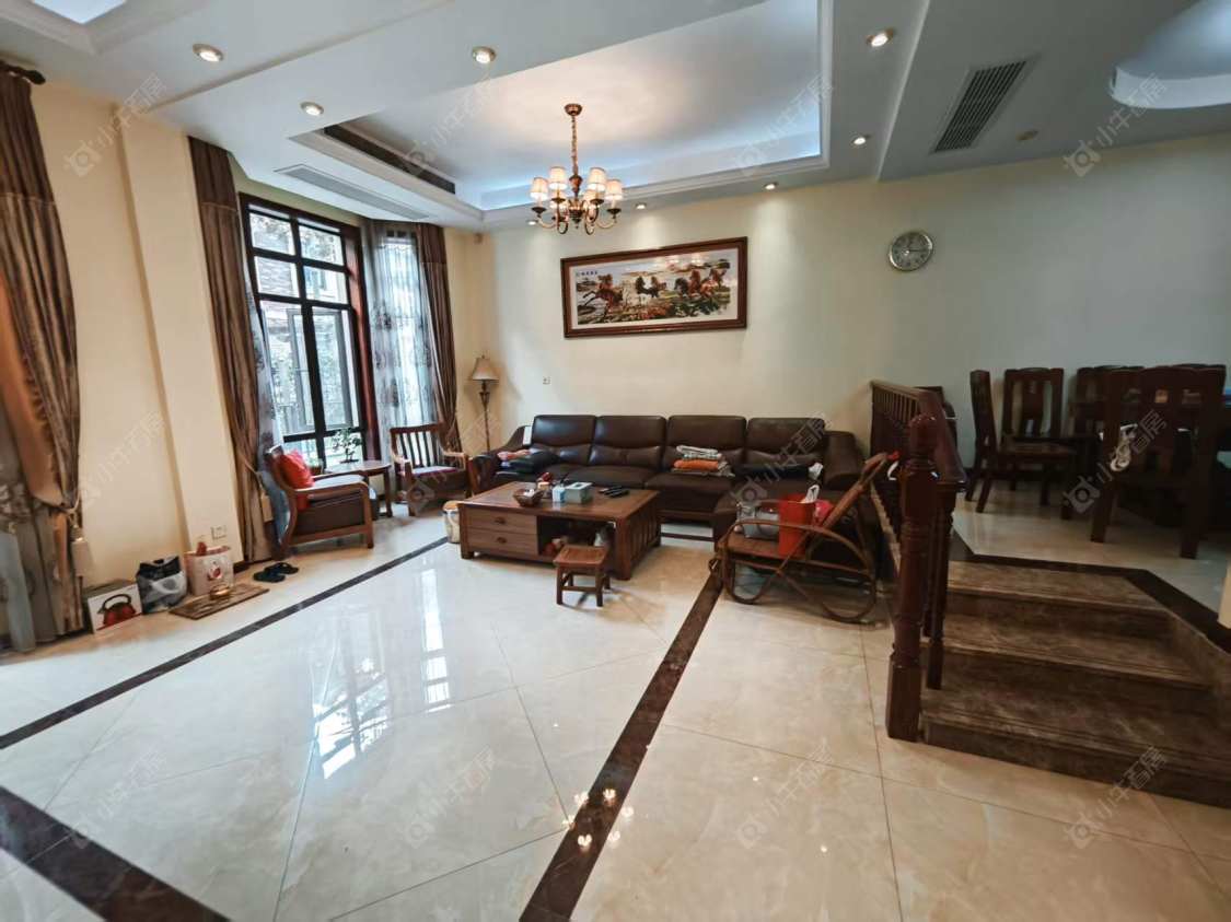 上海长泰东郊御园别墅区在租房源小区图_小牛看房