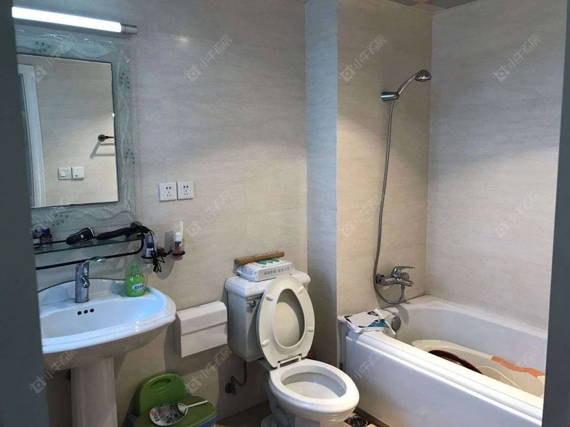 上海新昌里公寓在租房源小区图_小牛看房