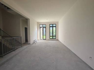 上海宫园巧筑别墅区在售二手房房源图片