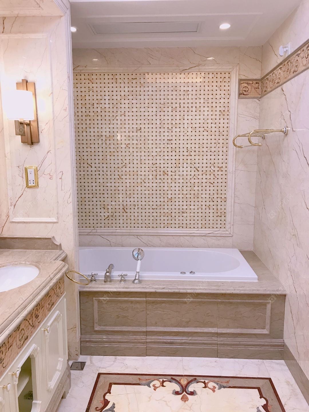 上海马德里洋房在售二手房源小区图_小牛看房