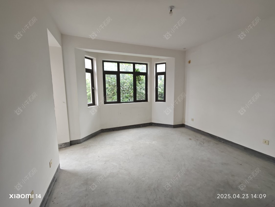 长泰东郊御园别墅区房源 上海长泰东郊御园别墅区在售二手房源_小牛看房