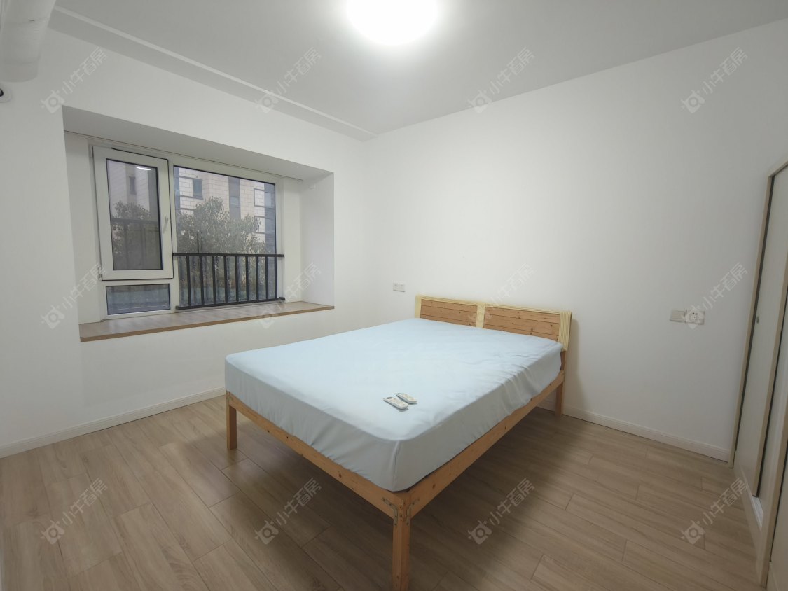 上海万科金域澜湾在售二手房源小区图_小牛看房