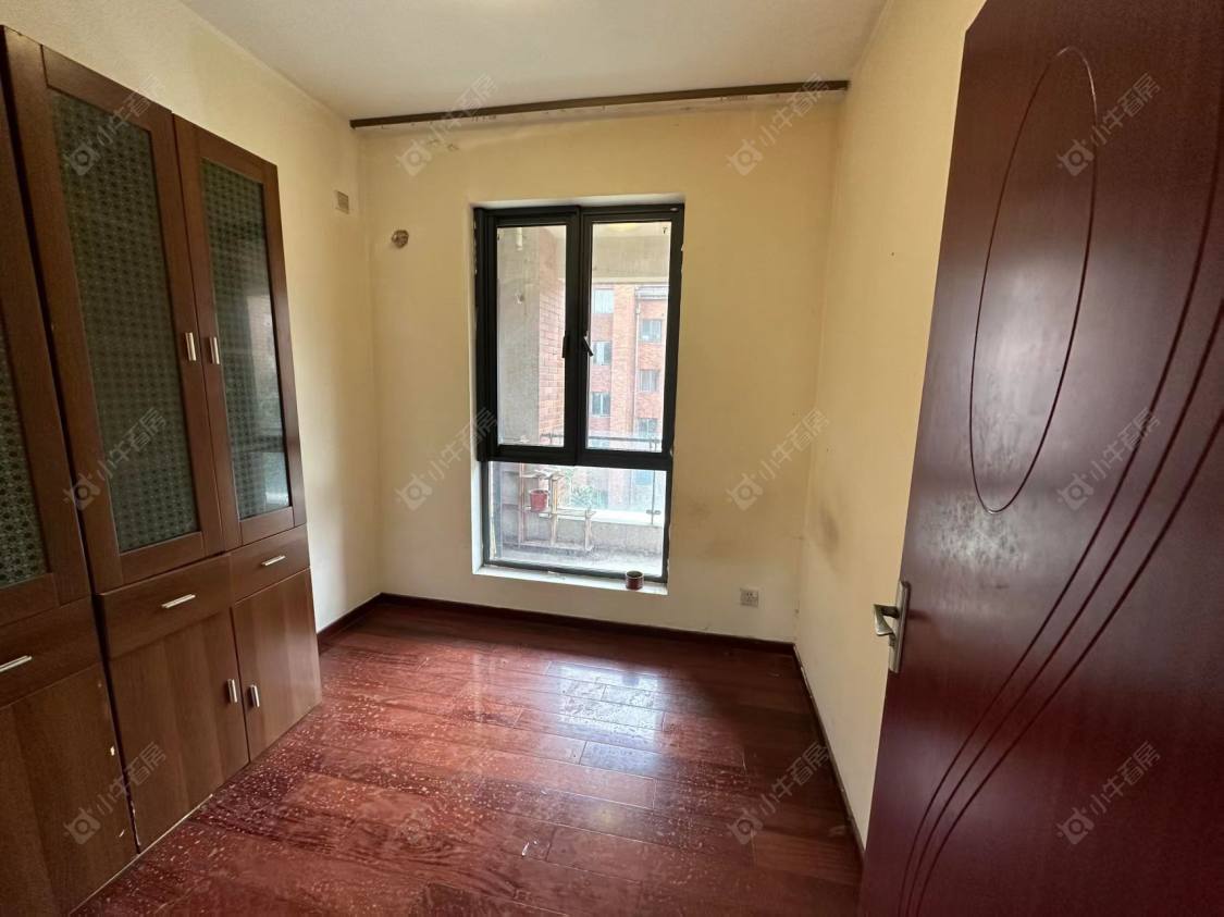 上海美兰湖岭域在售二手房源小区图_小牛看房