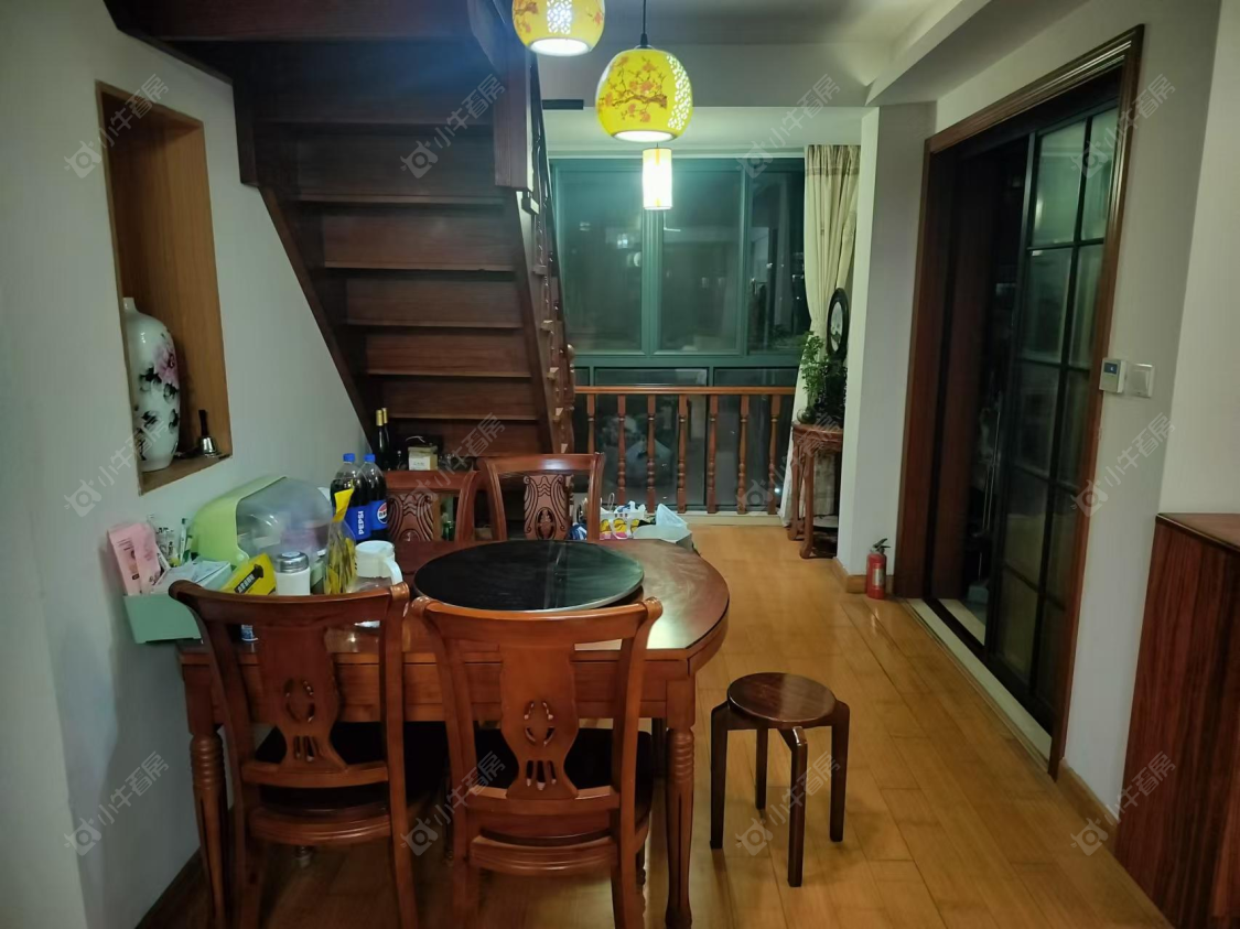 上海顺驰美兰湖在售二手房源小区图_小牛看房