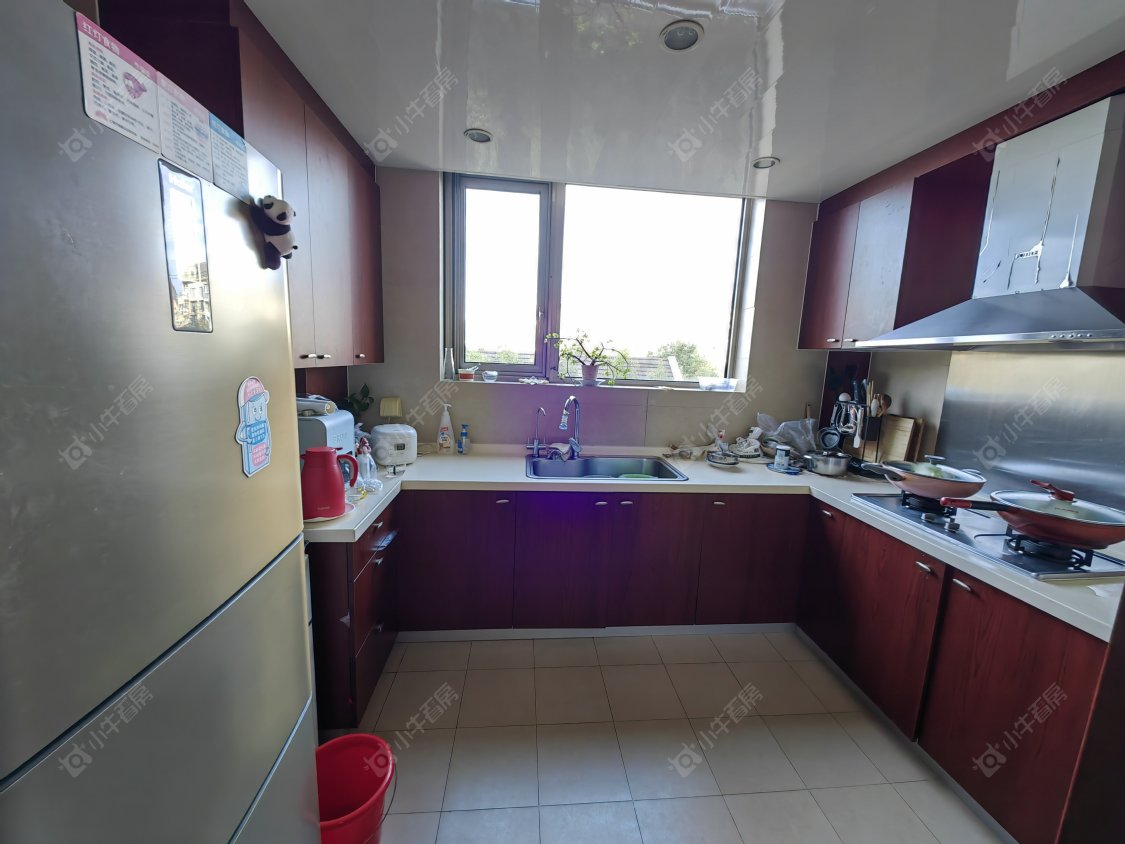 上海万科四季花城211弄在售二手房源小区图_小牛看房