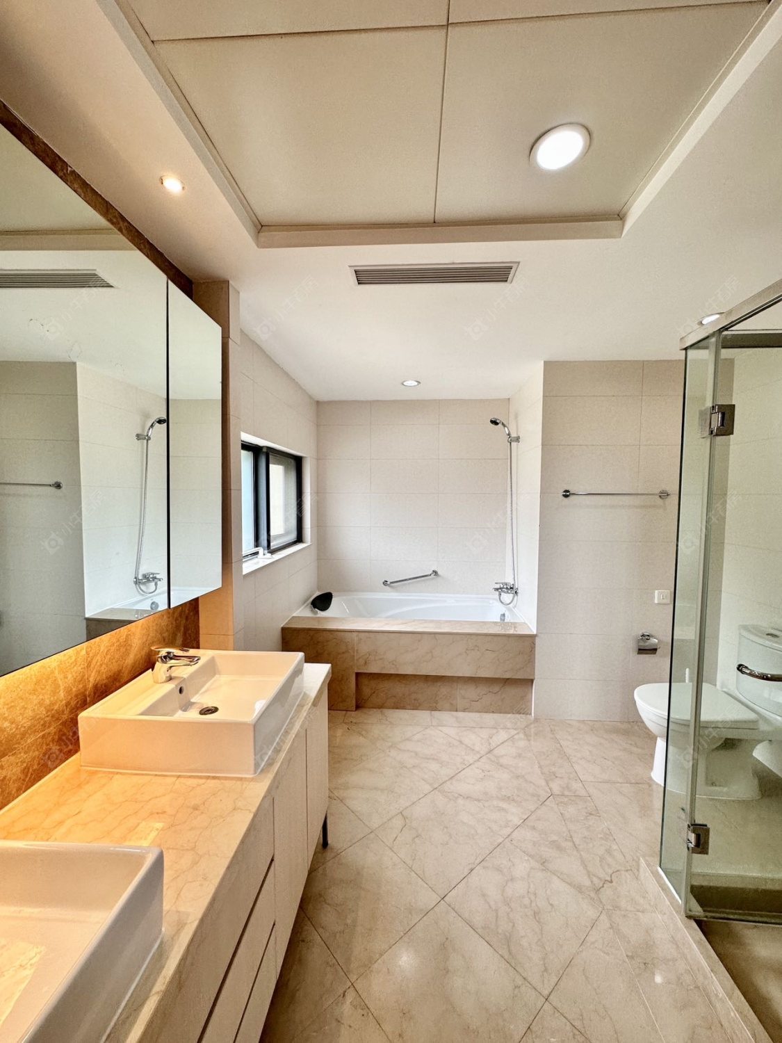 上海凯德林茵湖畔东区别墅区在售二手房源小区图_小牛看房