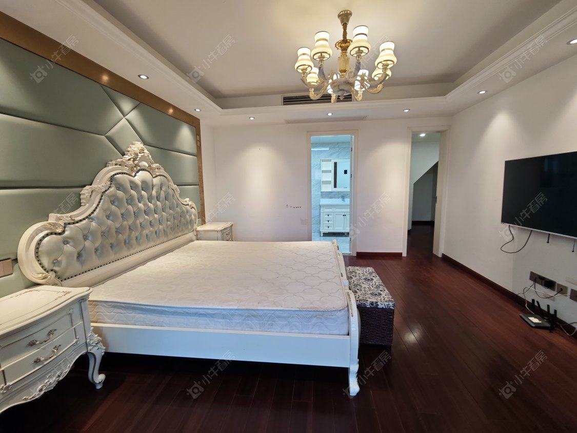 上海长泰东郊御园别墅区在租房源小区图_小牛看房