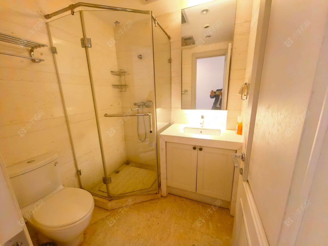 上海万科琥珀臻园别墅区在售二手房源小区图_小牛看房