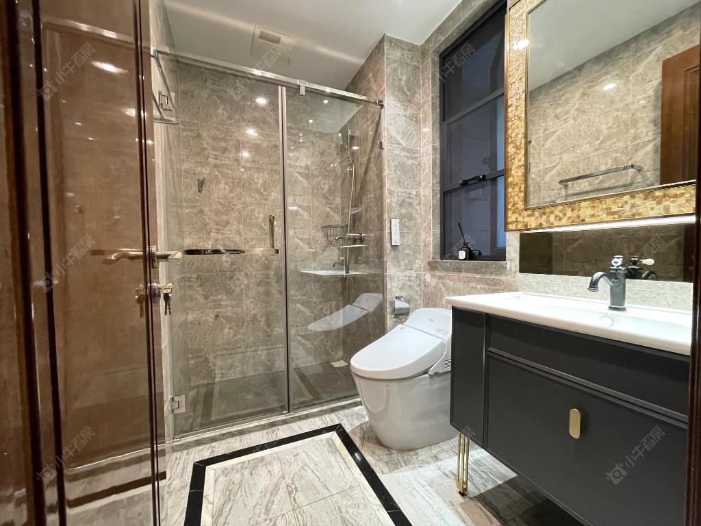 上海恒大御澜庭3600弄在售二手房源小区图_小牛看房