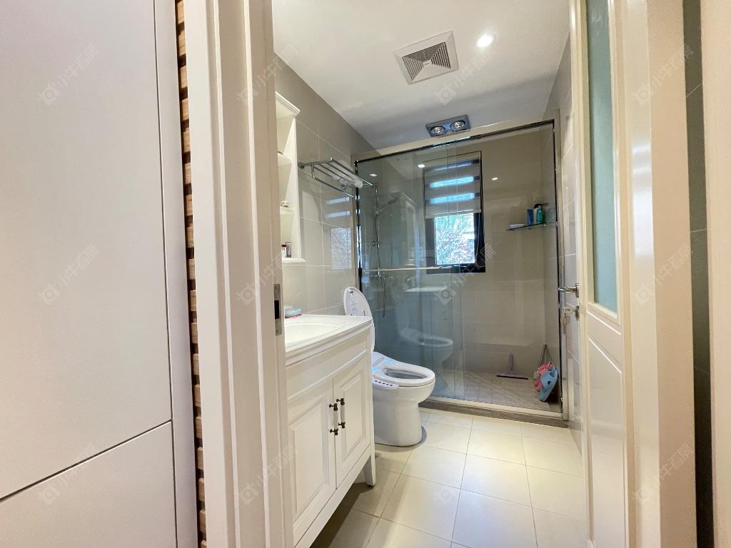 上海中骏雍景湾西区在售二手房源小区图_小牛看房