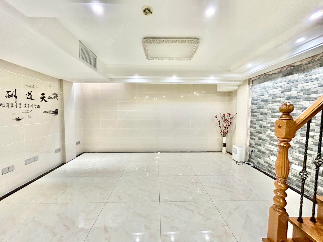 上海绿地海域笙晖别墅区在售二手房源小区图_小牛看房