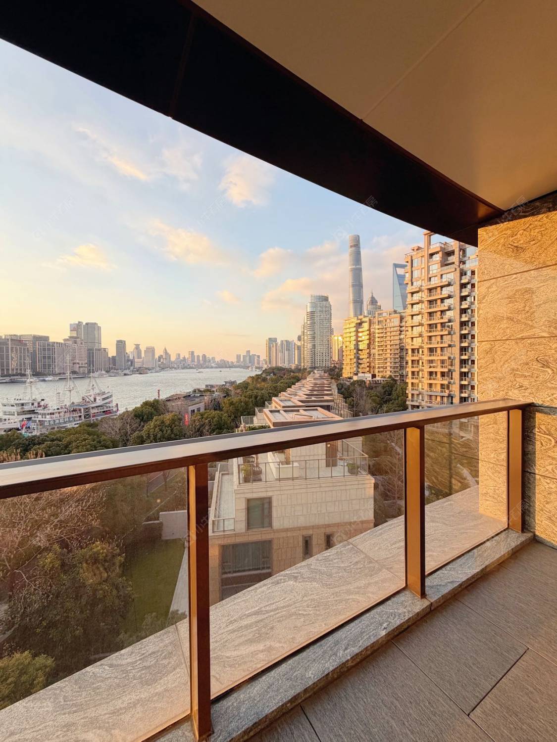 上海滨江凯旋门在售二手房源小区图_小牛看房