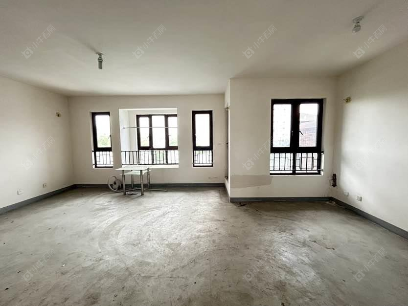 上海中信泰富朱家角新城鸿玺郡北区999弄在售二手房源小区图_小牛看房