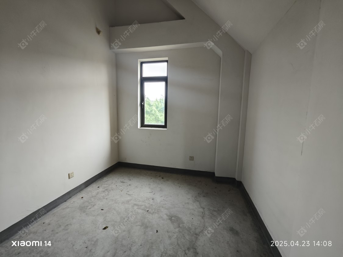 长泰东郊御园别墅区房源 上海长泰东郊御园别墅区在售二手房源_小牛看房