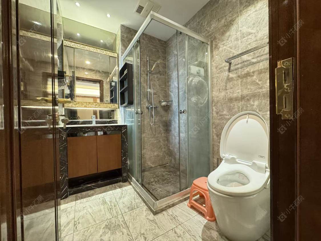 上海恒大御澜庭3600弄在售二手房源小区图_小牛看房