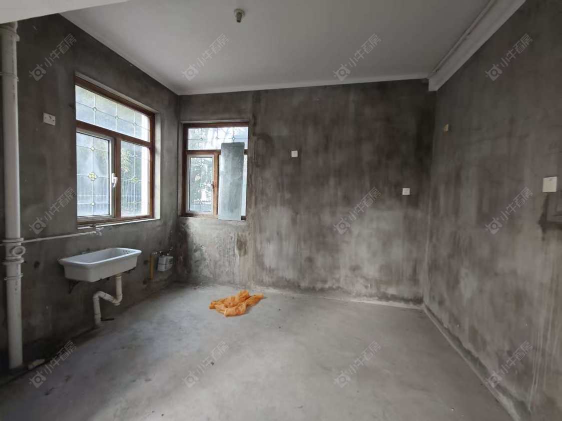 上海爱法奥朗新庄园在售二手房源小区图_小牛看房