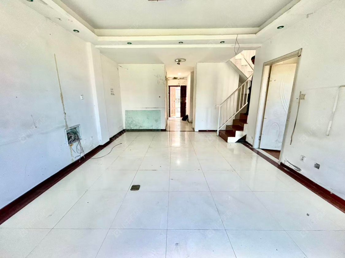 上海绿地海域笙晖在售二手房源小区图_小牛看房