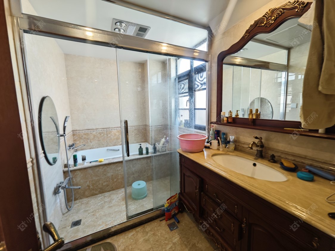 长泰东郊御园别墅区房源小区图 上海长泰东郊御园别墅区在售二手房源小区图_小牛看房