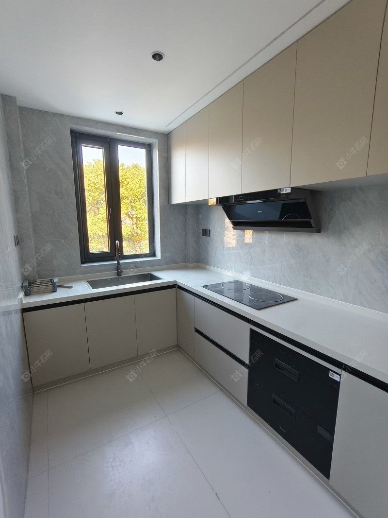 上海世茂纳米魔幻城在售二手房源小区图_小牛看房