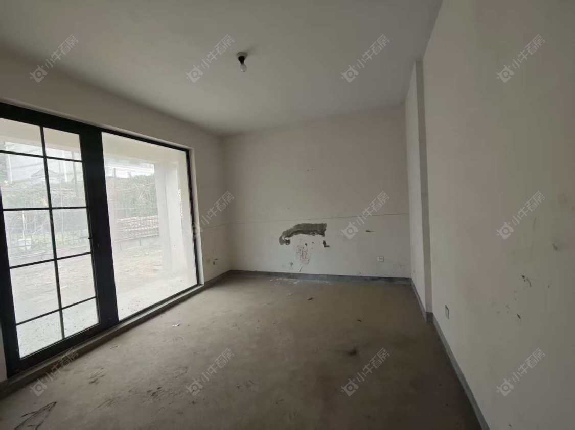 上海爱法奥朗新庄园在售二手房源小区图_小牛看房