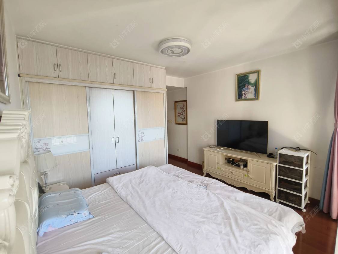 上海万科四季花城111弄在售二手房源小区图_小牛看房