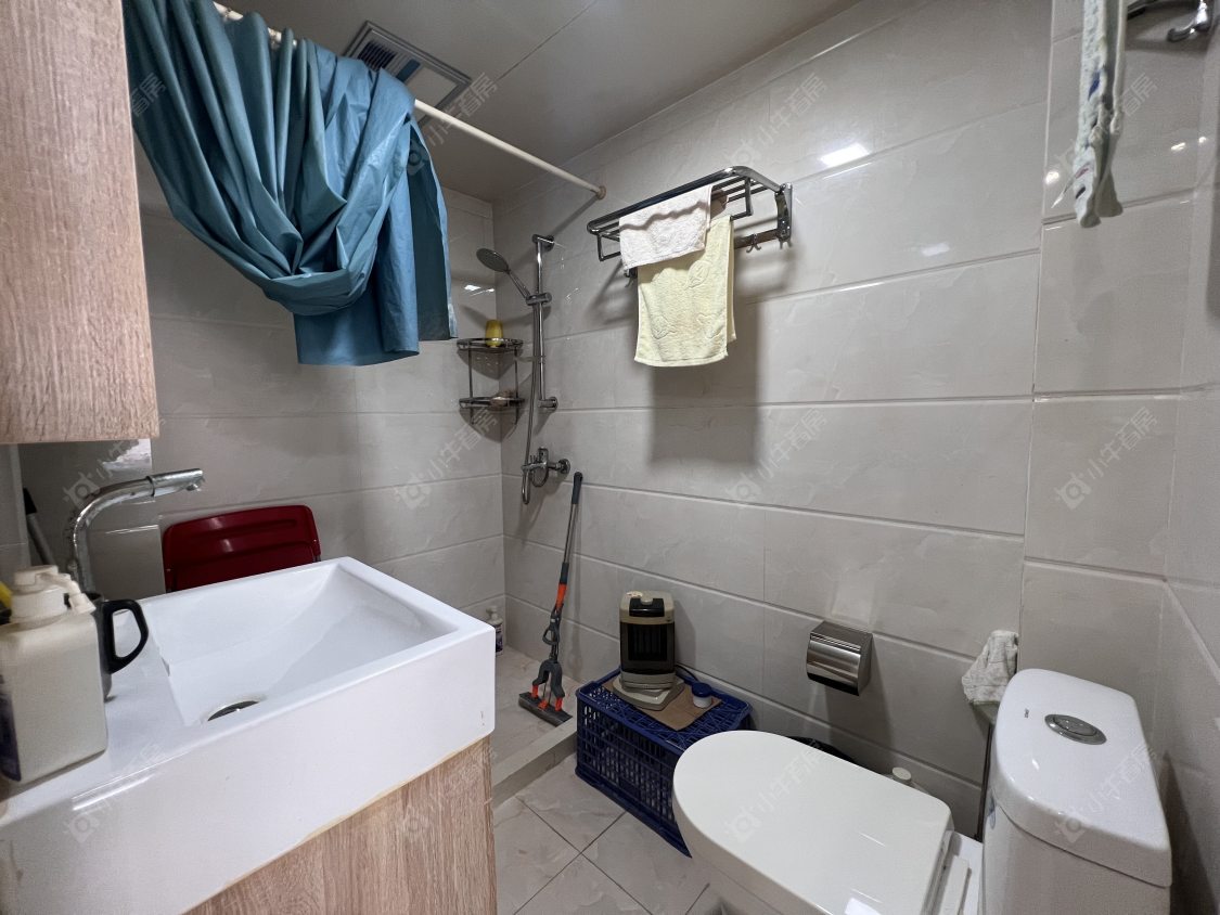 上海莲溪六村在租房源小区图_小牛看房