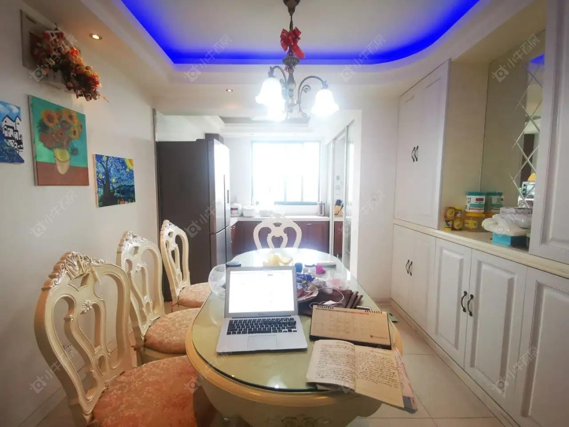 上海美兰湖颐景园在售二手房源小区图_小牛看房