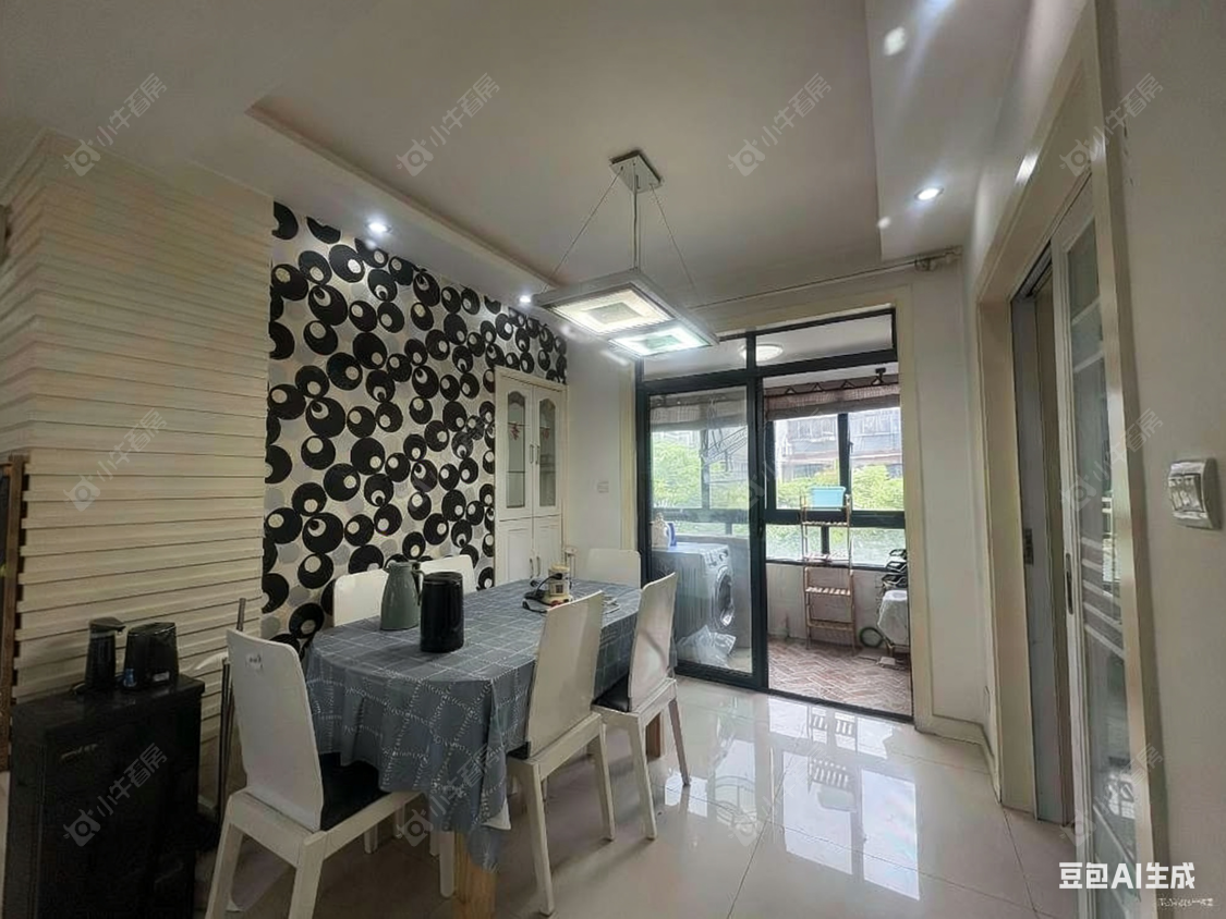 上海顺驰美兰湖在售二手房源小区图_小牛看房