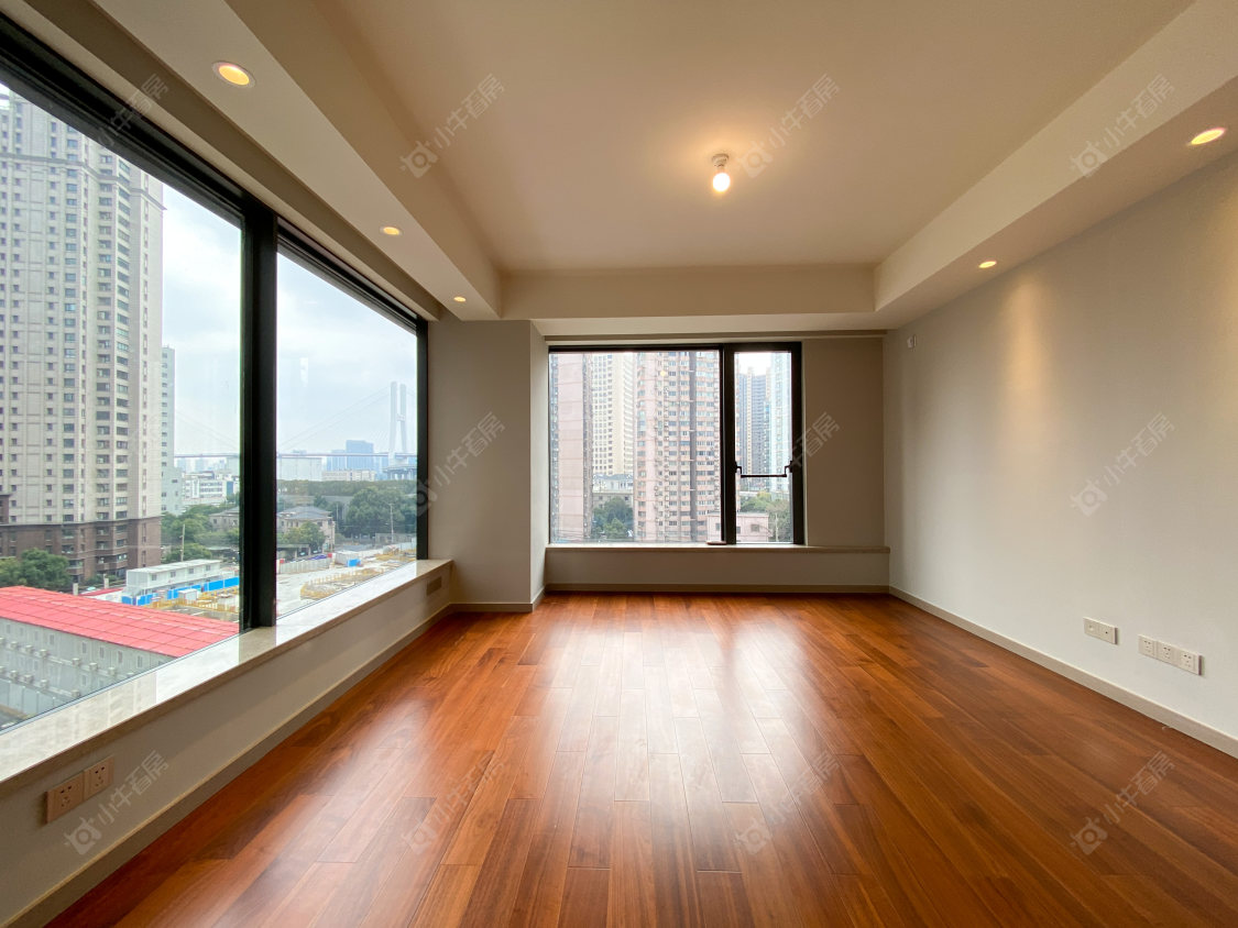 上海绿地海珀外滩一期在售二手房源小区图_小牛看房