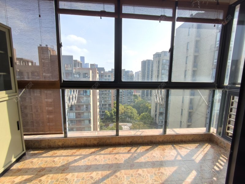 上海万里雅筑在售二手房源小区图_小牛看房