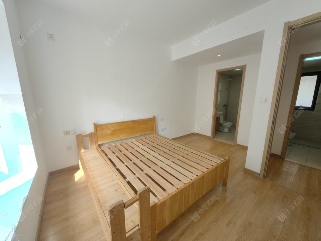 上海绿地新里波洛克公馆在售二手房源小区图_小牛看房