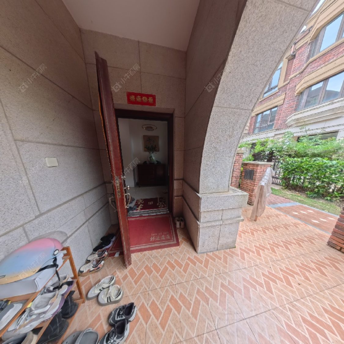 上海万科琥珀郡园别墅区在售二手房源小区图_小牛看房