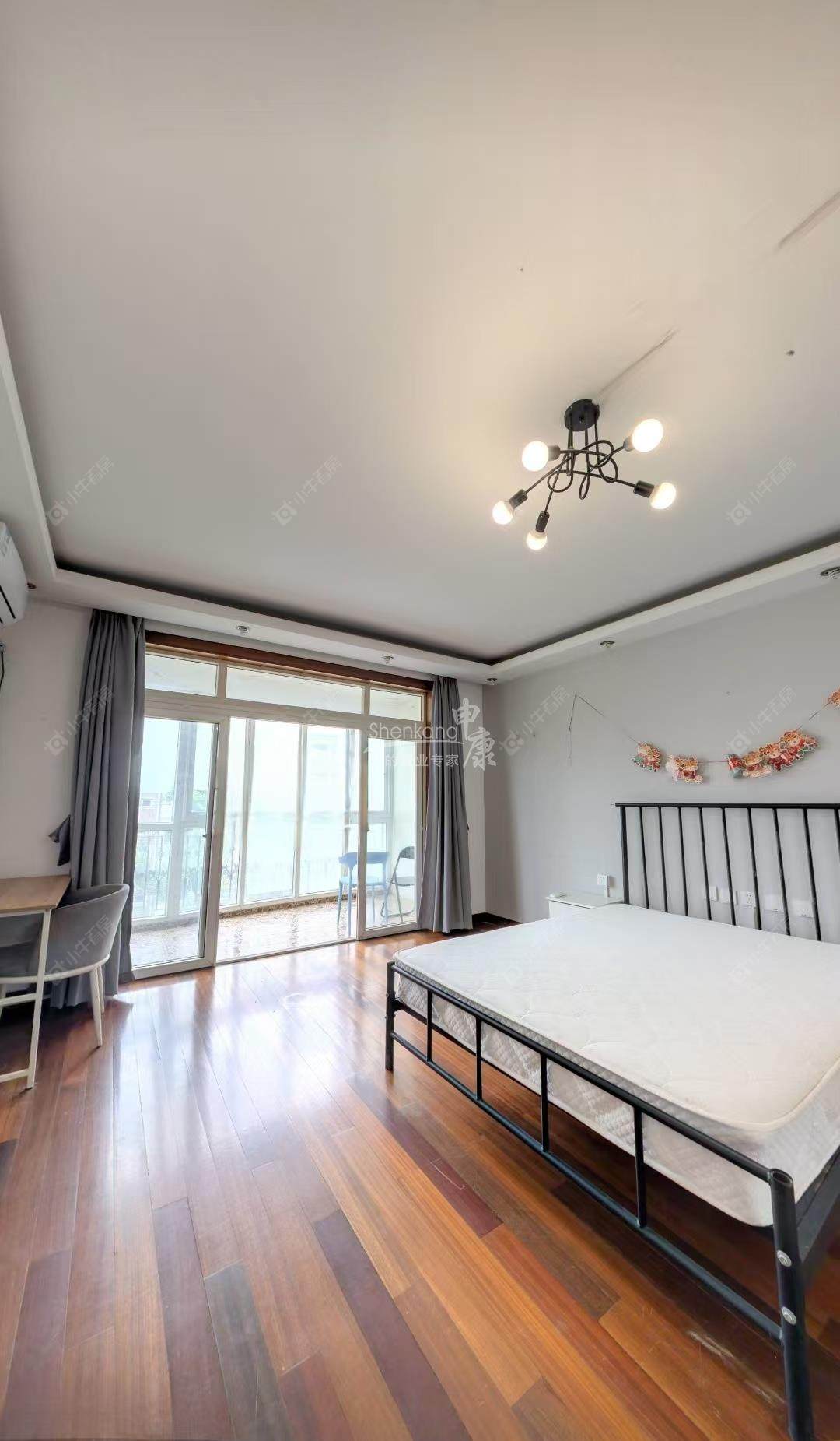 上海宏莲馨苑在售二手房源小区图_小牛看房