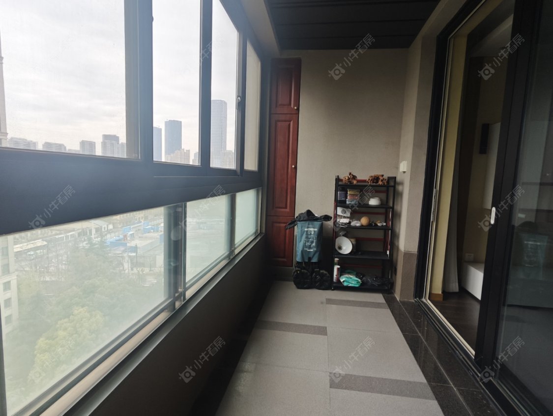 上海品尊国际公寓在售二手房源小区图_小牛看房