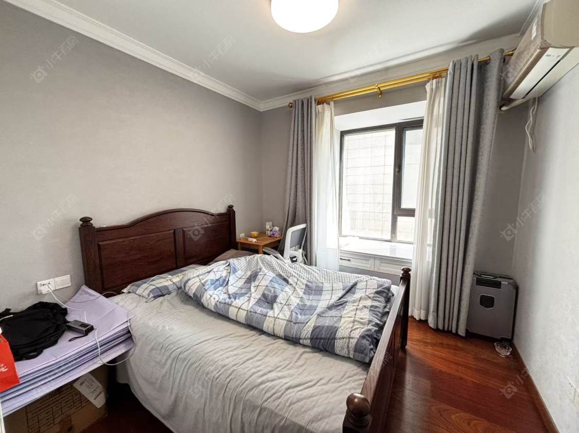 上海绿地新里波洛克公馆在售二手房源小区图_小牛看房