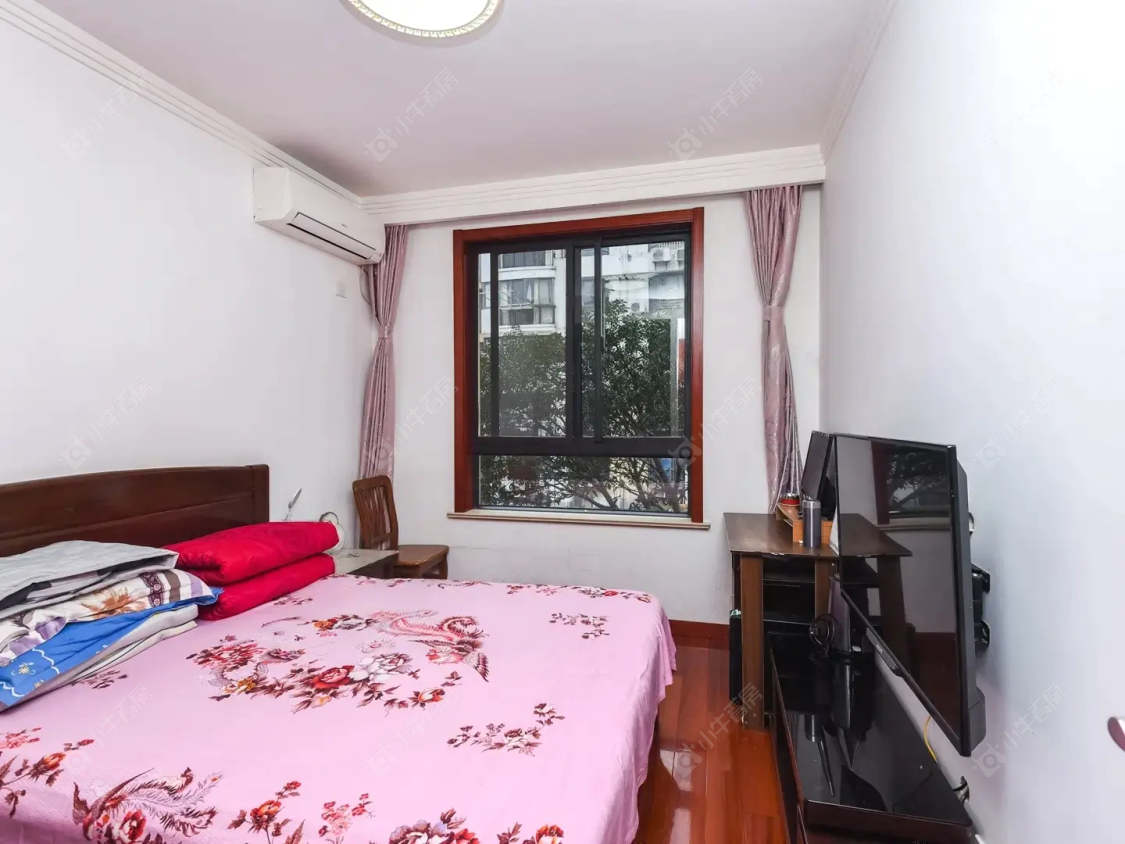 上海菊泉新城爱建顾园东区在售二手房源小区图_小牛看房