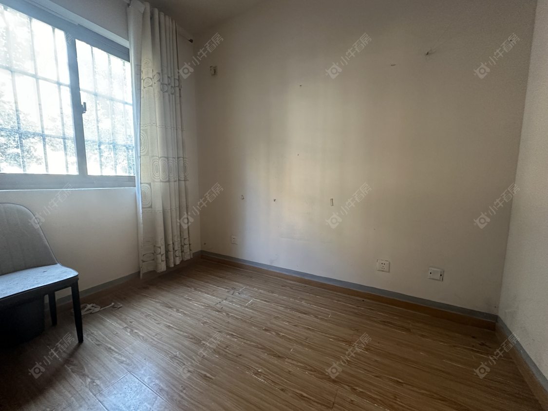 上海佘北家园竹青苑在售二手房源小区图_小牛看房