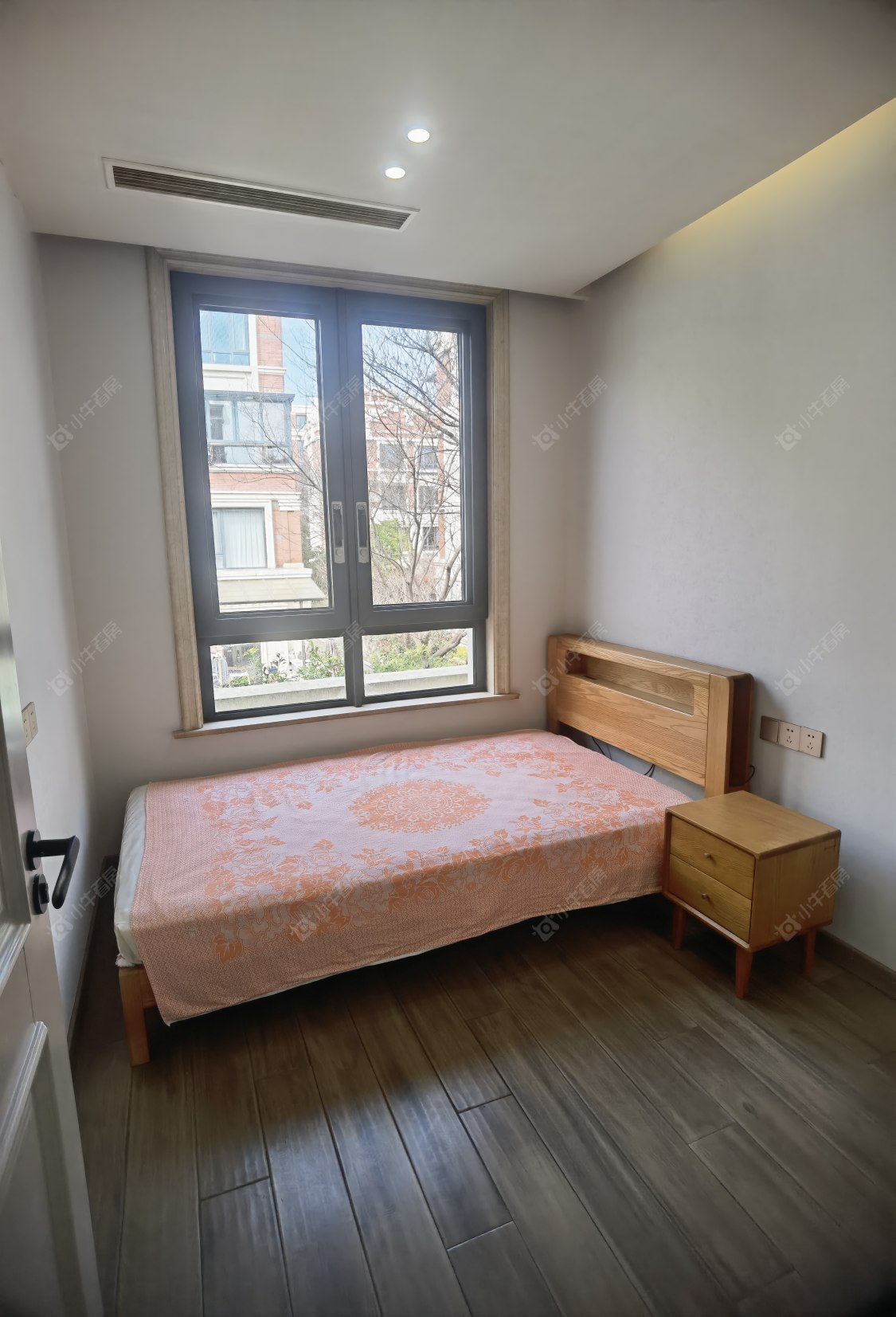 上海中海云麓里在售二手房源小区图_小牛看房