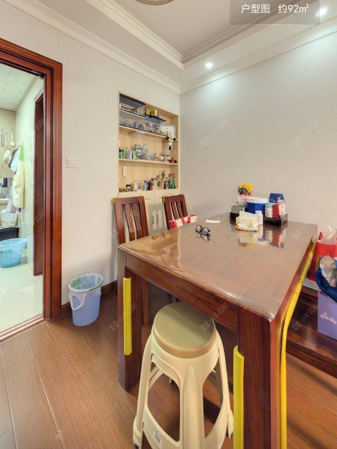 上海美兰湖岭域在售二手房源小区图_小牛看房