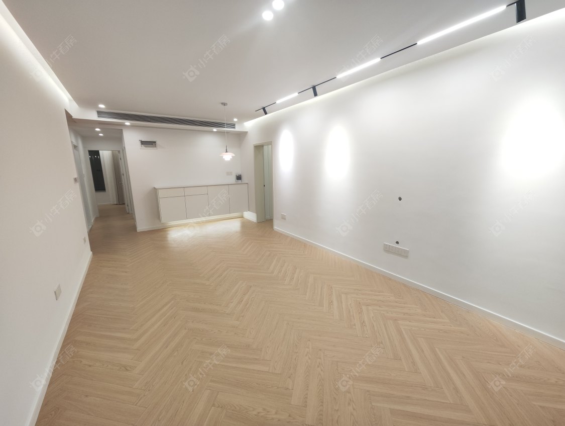 上海卓悦居三期在租房源小区图_小牛看房