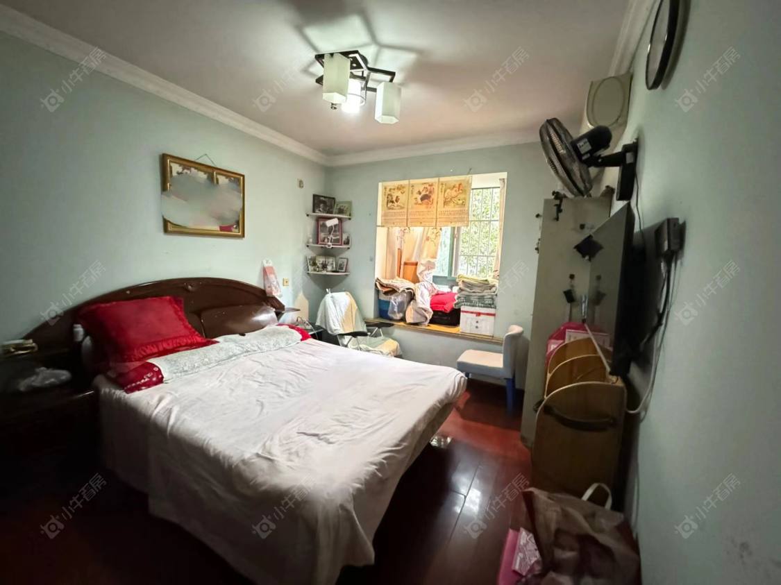 上海美兰湖颐景园在售二手房源小区图_小牛看房