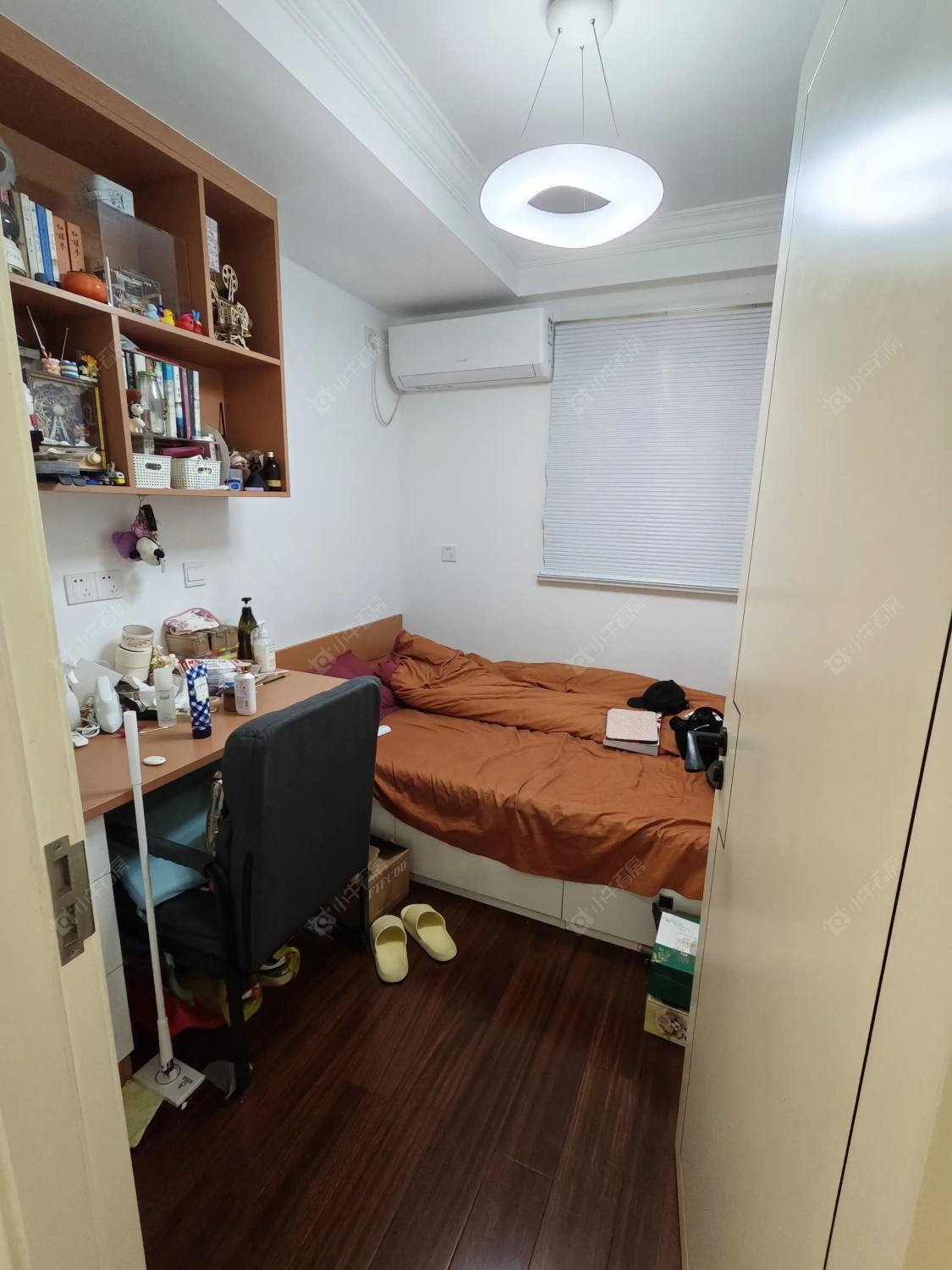 上海万科四季花城111弄在售二手房源小区图_小牛看房