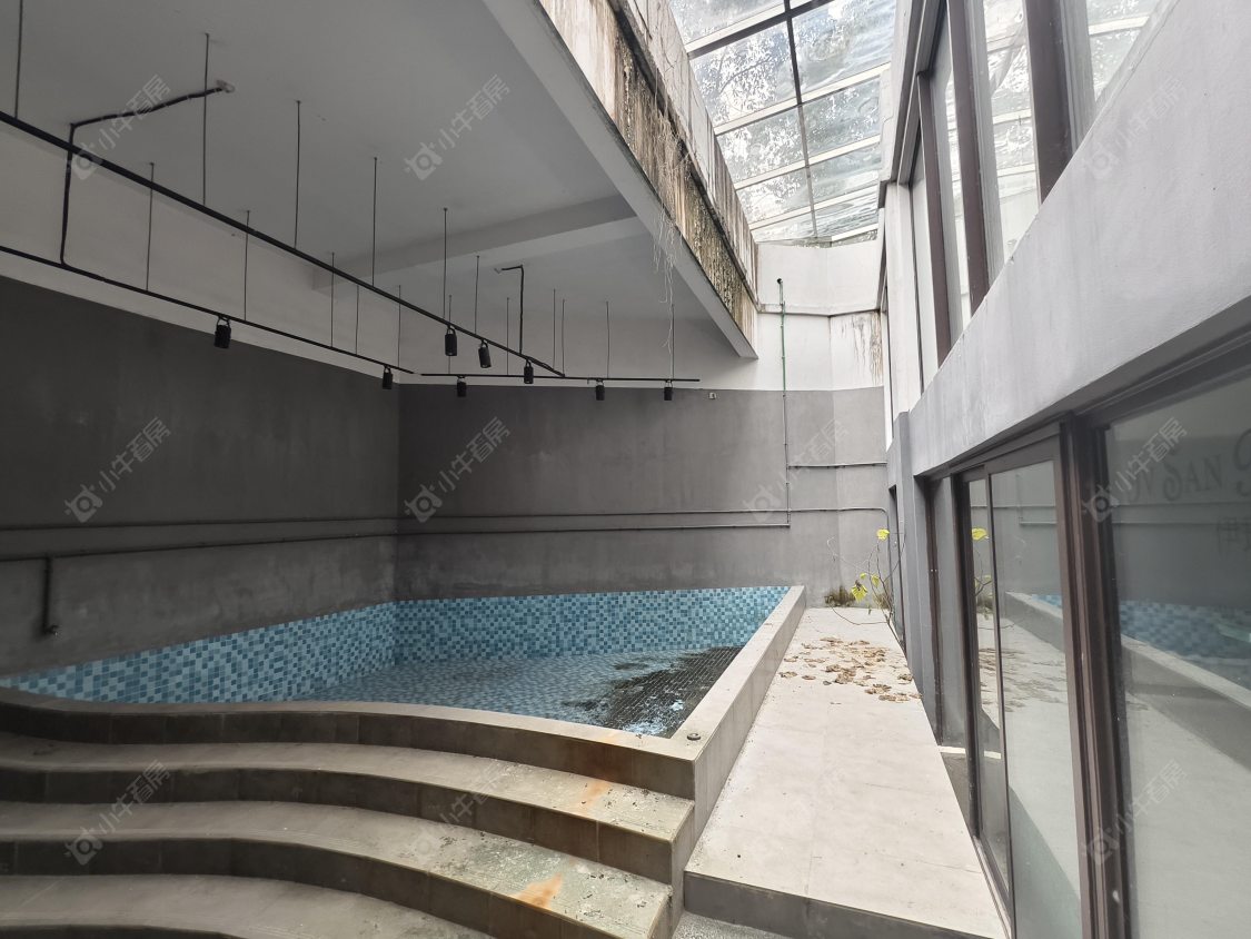 上海阳光城花满墅别墅区在售二手房源小区图_小牛看房