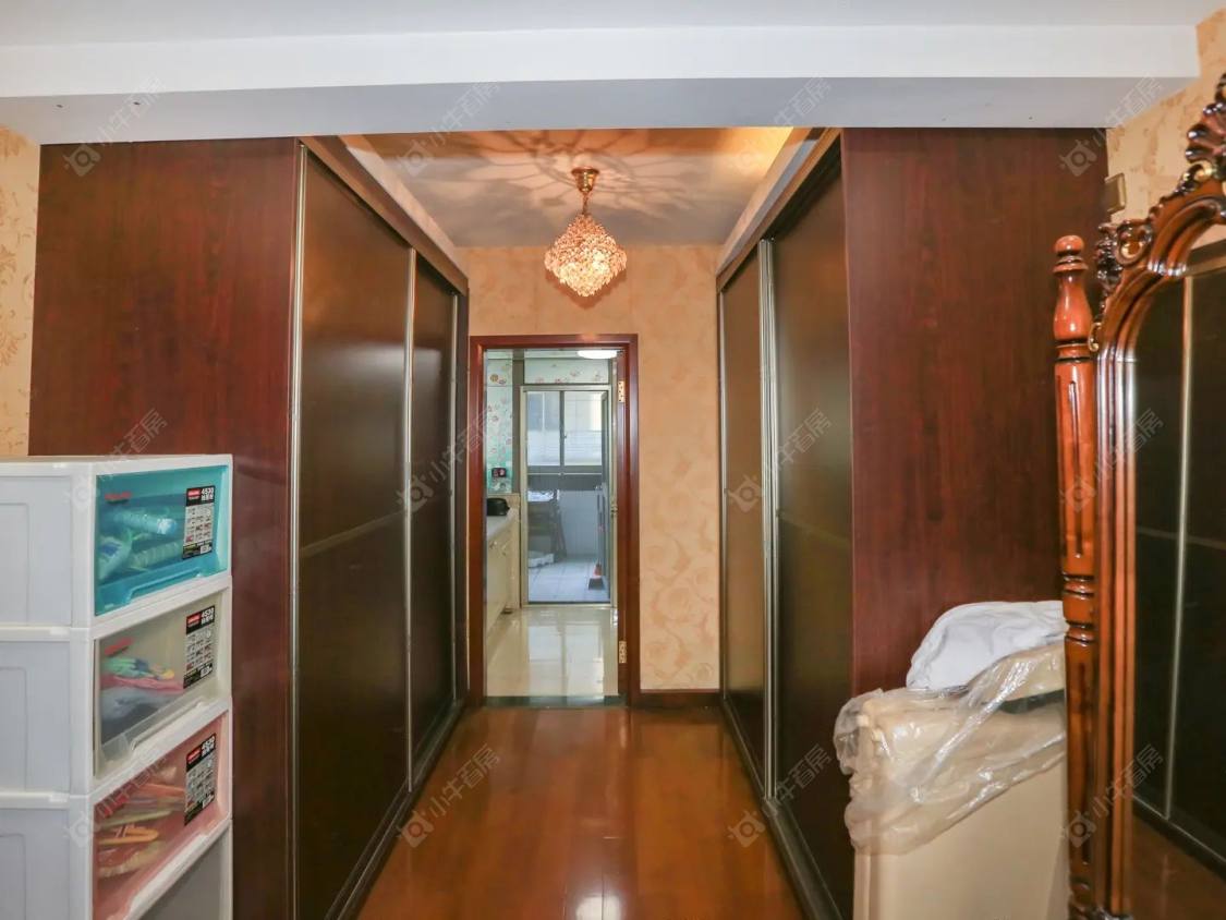 上海新凤城在售二手房源小区图_小牛看房