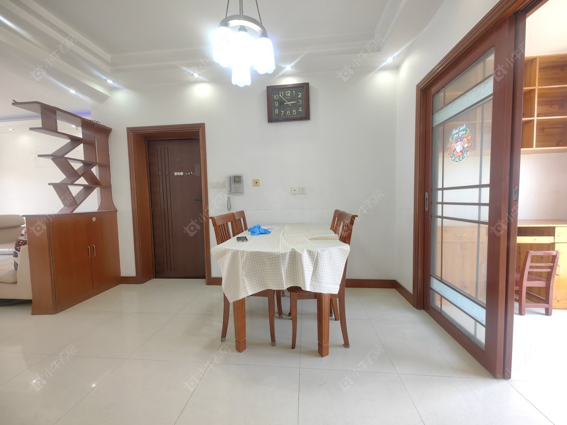 上海顺驰美兰湖在售二手房源小区图_小牛看房