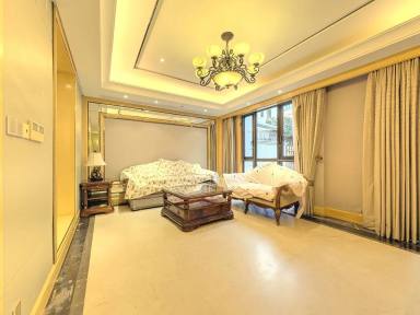 上海银亿领墅4室2厅4卫在售二手房房源图片