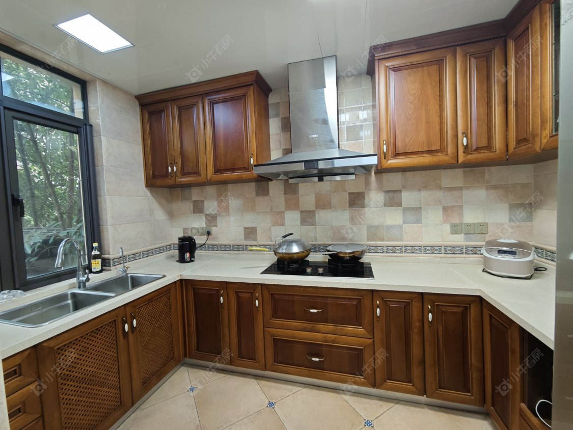 长泰东郊御园别墅区房源 上海长泰东郊御园别墅区在售二手房源_小牛看房