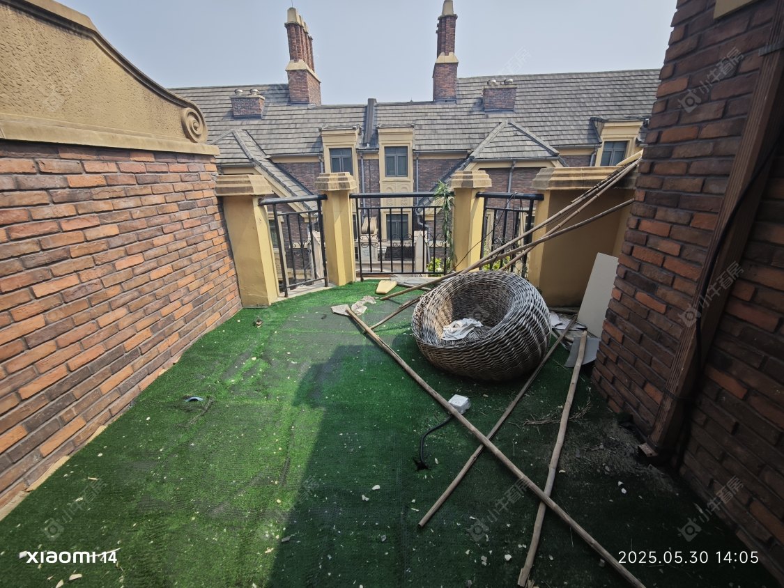 上海长泰东郊御园别墅区在售二手房源_小牛看房