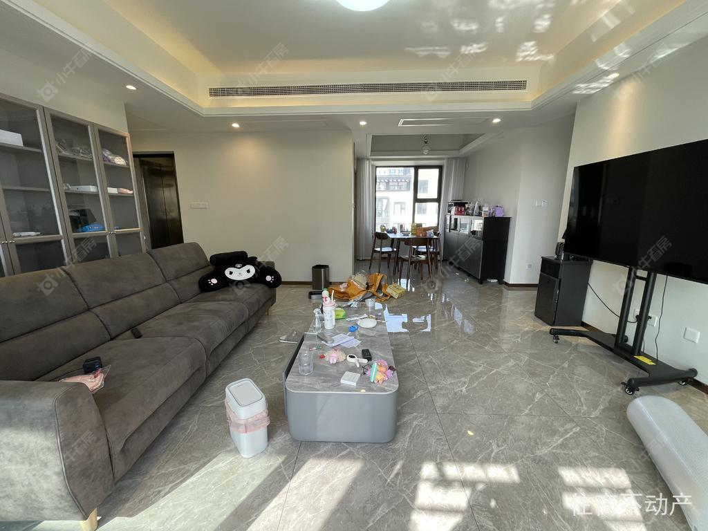 上海保利云上澄光在售二手房源小区图_小牛看房