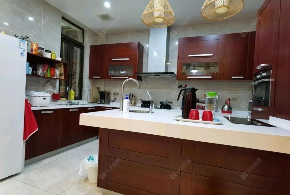 上海万科琥珀郡园别墅区在售二手房源小区图_小牛看房